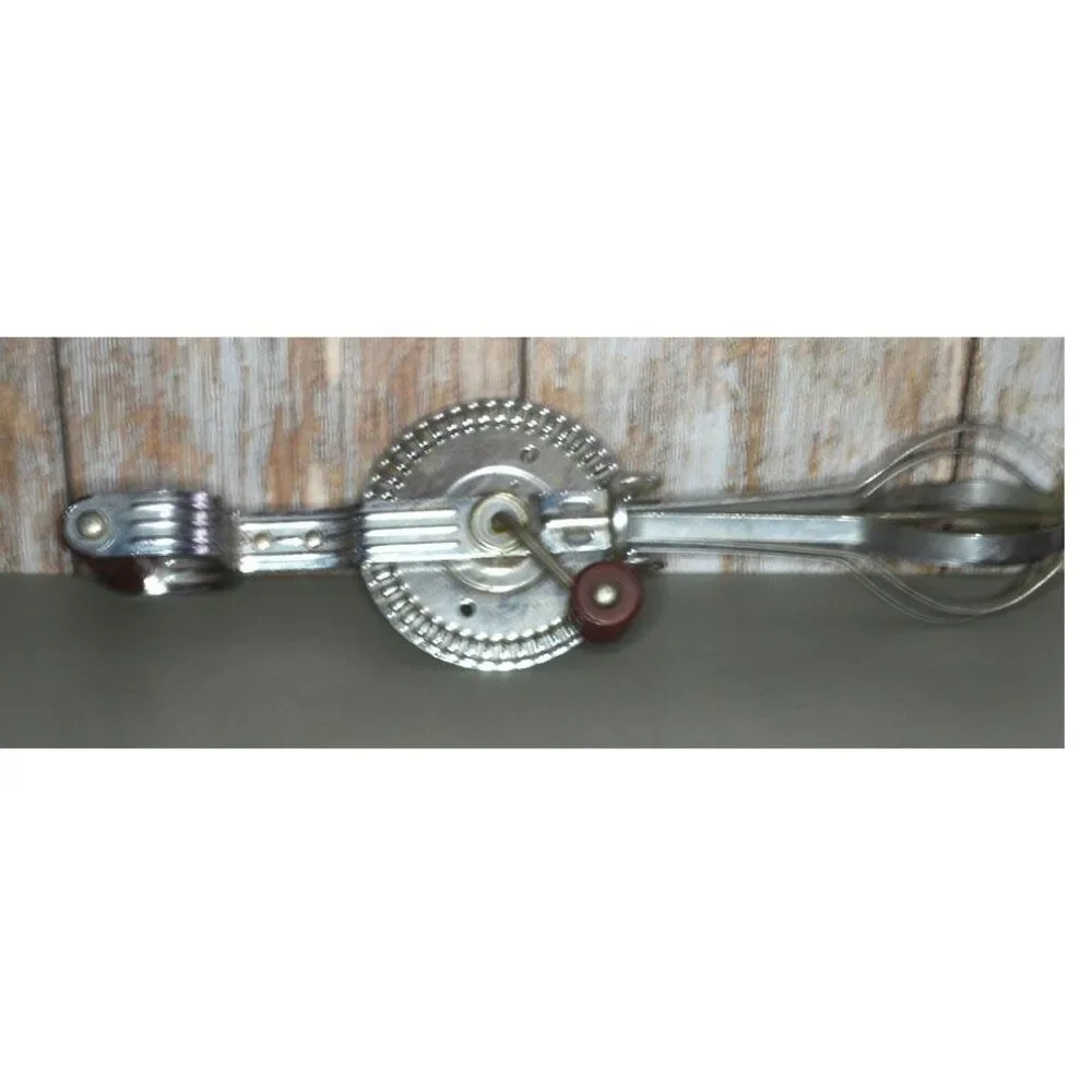 Pair Of Vintage Ekco Hi-Speed Egg Beaters Kitchen Decor Farmhouse Tools